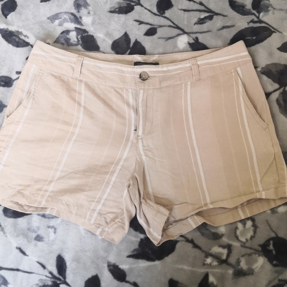 Tommy Hilfiger Shorts US 8 - Picture 1 of 5